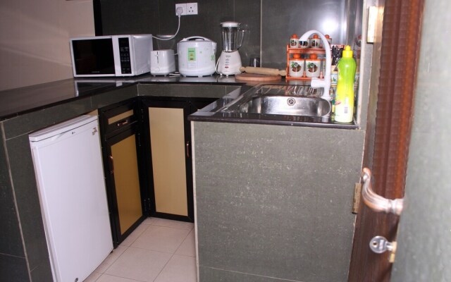 Akara Suites and Serviced Apartments @ Lorenze Rd