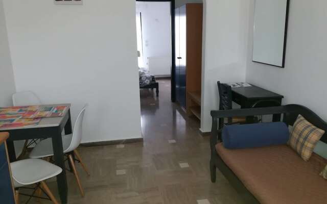 Cafe Greco Studios & Apartments