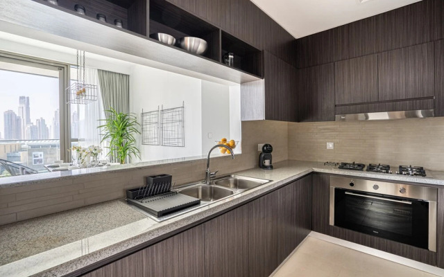 WelHome - Bright Apt in Downtown with Spectacular Views