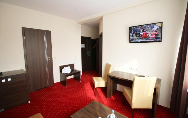 home Hotel