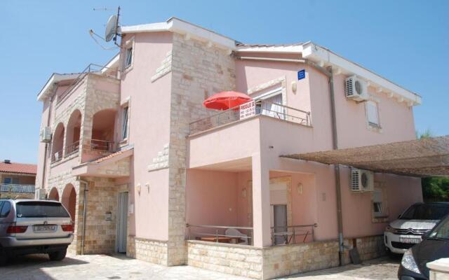 Apartments Beus