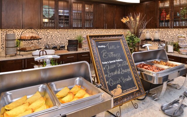 Homewood Suites by Hilton Cincinnati Mason