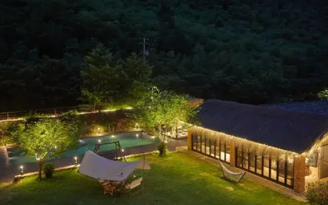 Mount Mogan Lanshe Mountain Villa (Boutique Hostel)