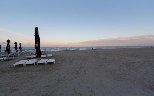 Oliver's Beach House