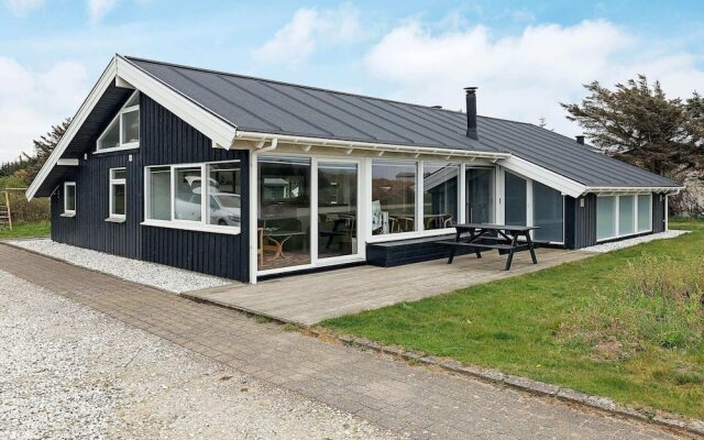 10 Person Holiday Home in Lokken-by Traum
