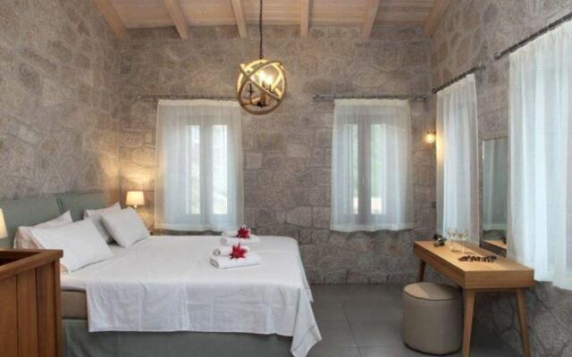 Milos Paradise Luxury Villas