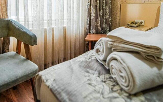 Sahra Otel