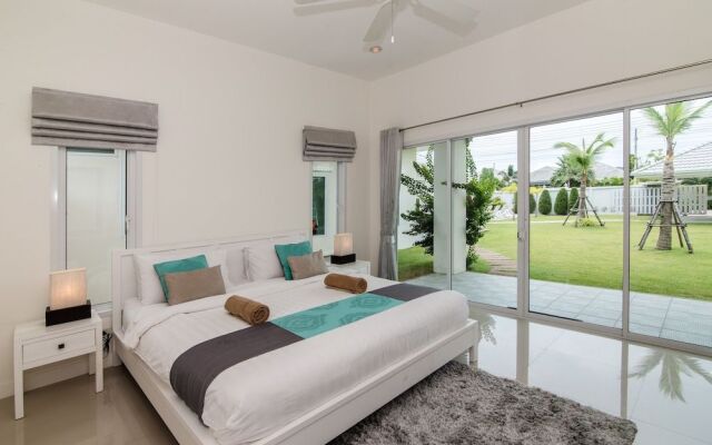 Private  4 Bedroom Pool Villa L28