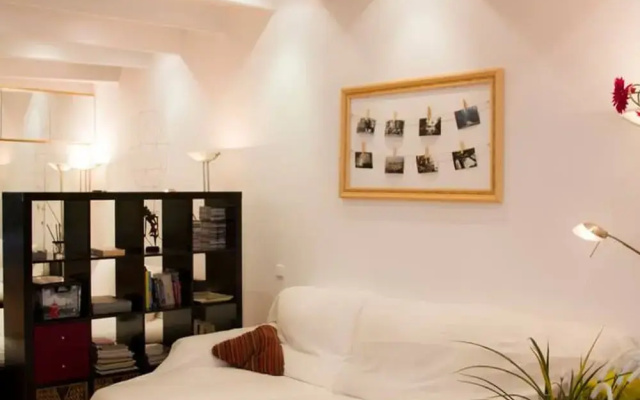 Super Studio IN THE Heart OF Trendy Gracia By Myrentalhost