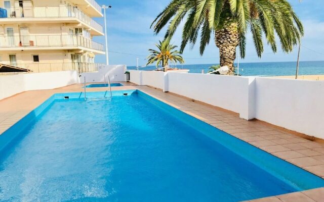 Investingspain Studio Beach Paradise Front sea Views on the Beach