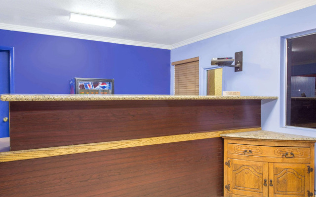 Knights Inn Fairground