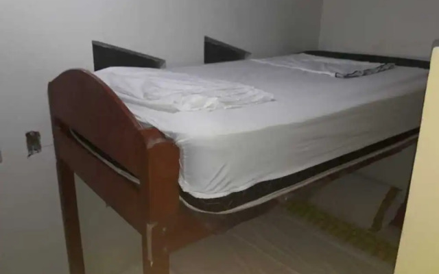 Ayaymama Mystic Backpacker