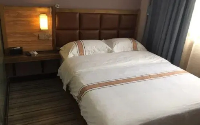 Aiwu Inn Daxin County Detian Waterfall