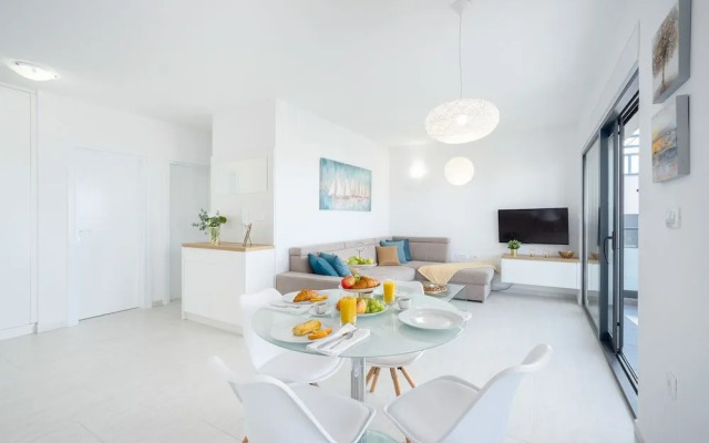 Penthouse Adriatic Blue