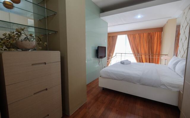 Spacious 1BR Two-Level Apartment at CityLofts Sudirman