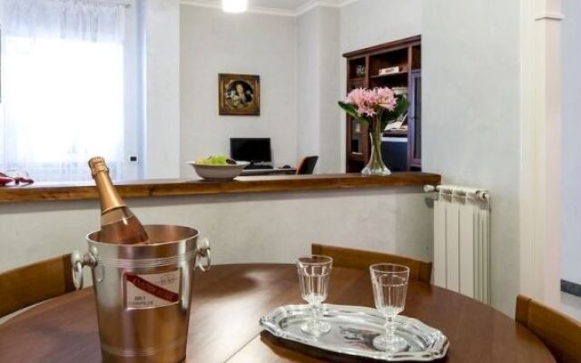 Mons Aureus Resort