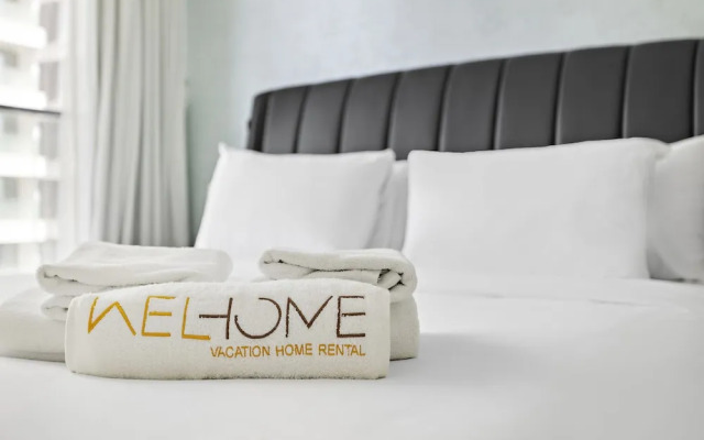 WelHome - Opulent Retreat With Panoramic Cityscape Views