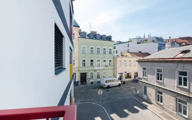 Grüne und zentrale Ruhelage im Neubau mit Balkon