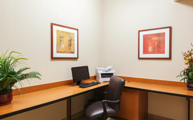 Candlewood Suites Lake Jackson Clute by IHG