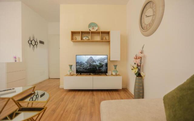 Miku Apartment-Sophisticated 2BD Apartment At Taiwan