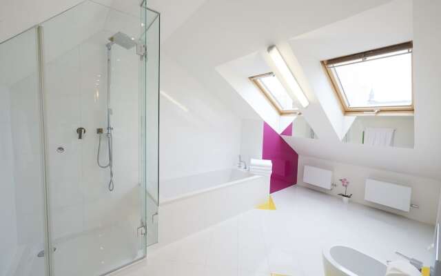 EMPIRENT New Town Apartments