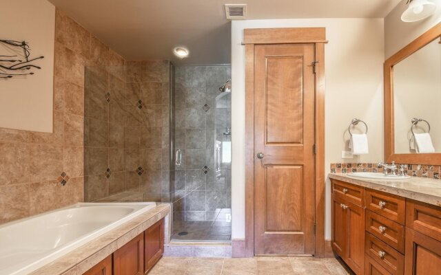Lone Eagle 3051 by SummitCove Vacation Lodging