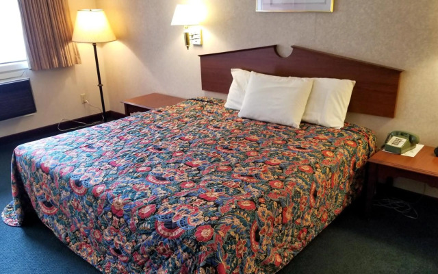 Keystone Boardwalk Inn and Suites