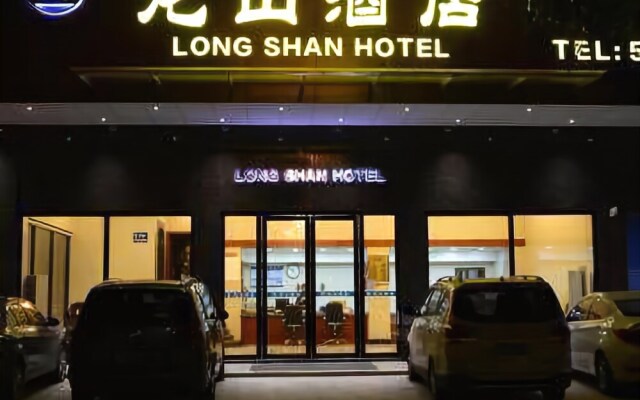 Longshan Hotel