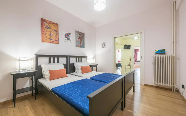 Superb Acropolis view 3bd apt in historical center