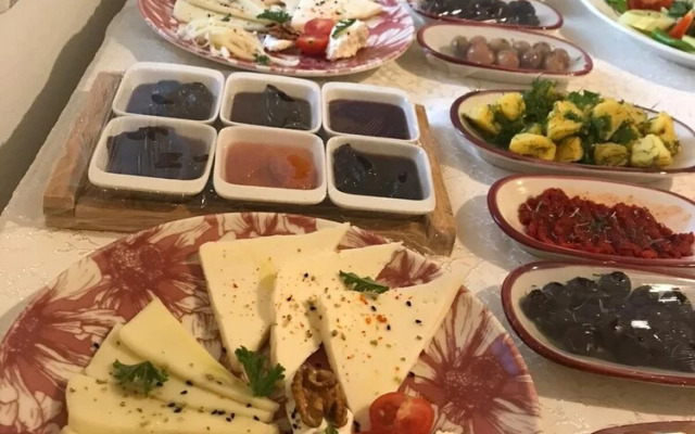 Adadaki Evimiz Bozcaada