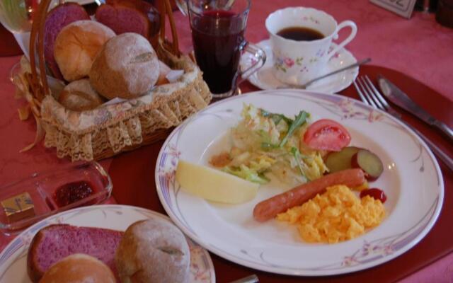 Petit Hotel and Restaurant Air Mail