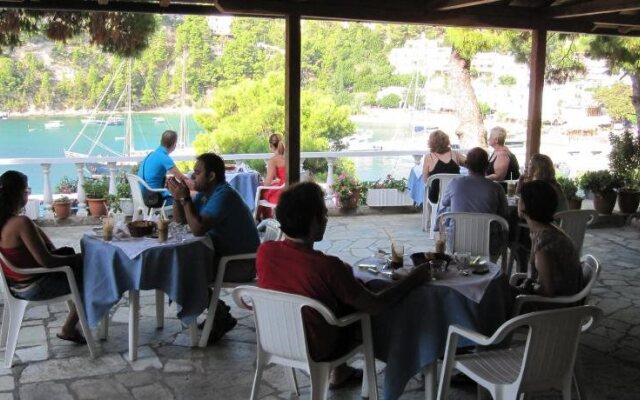 Kavos Hotel