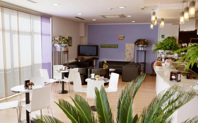 Hotel Master
