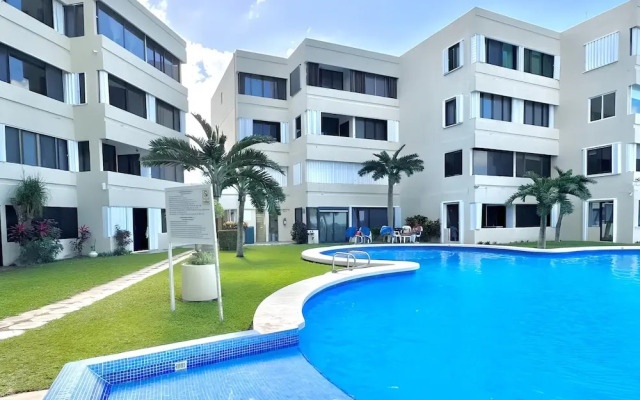 Beachfront and Ocean View Apartment
