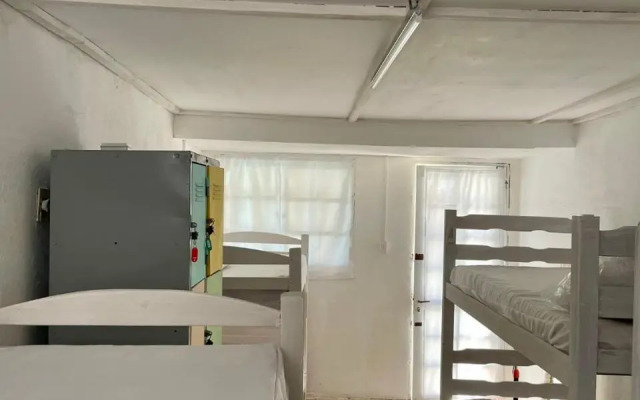 Laguada Hostel
