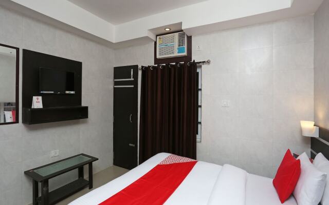 OYO 11869 Kakkson INN