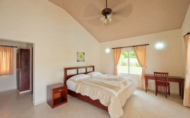 Privacy and Comfort Luxury 6 Bedroom Villa