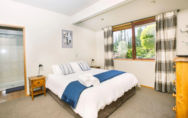Wanaka Berry Farm and B&B