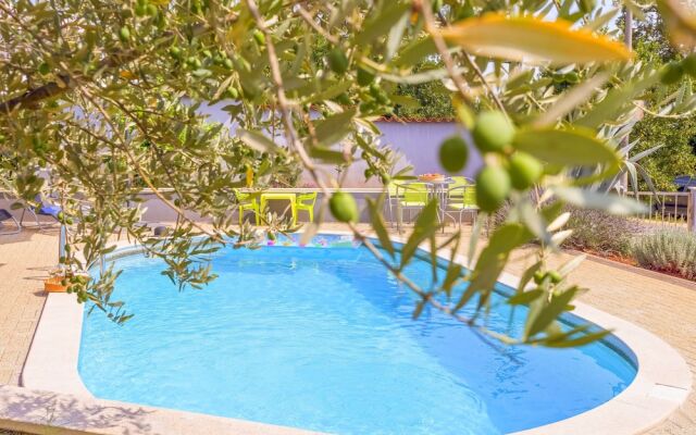 Villa Eliza