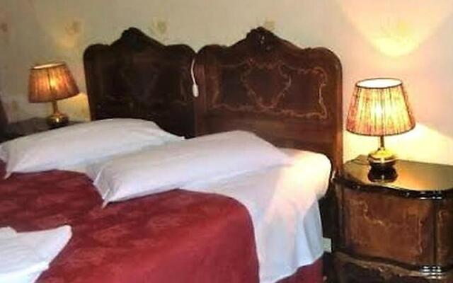 Hotel Sara