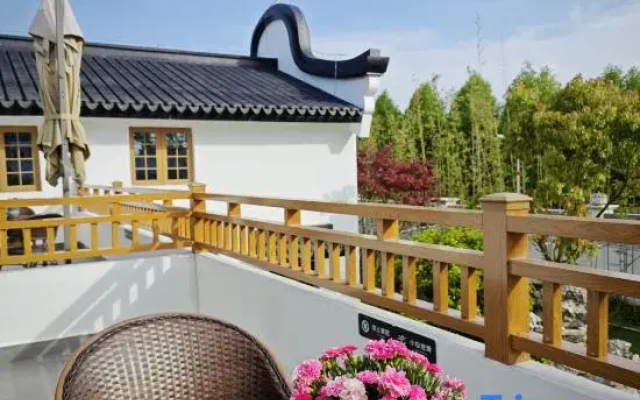 Hengsha Courtyard