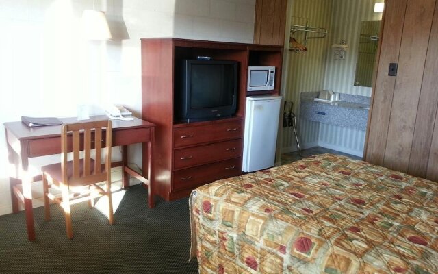 Budget Inn By OYO Natural Bridge I-81