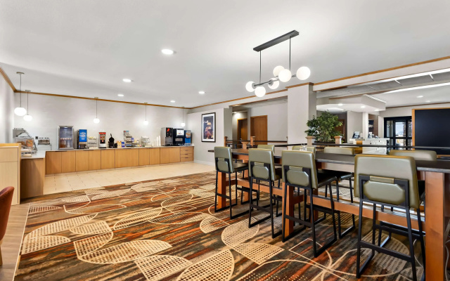 Best Western Fremont/Angola I-80/90 Toll Road
