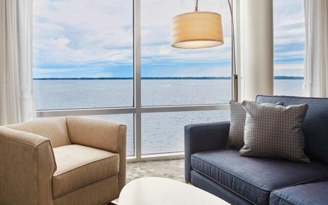 Courtyard Erie Bayfront
