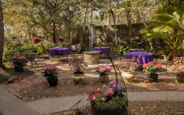 St Francis Inn