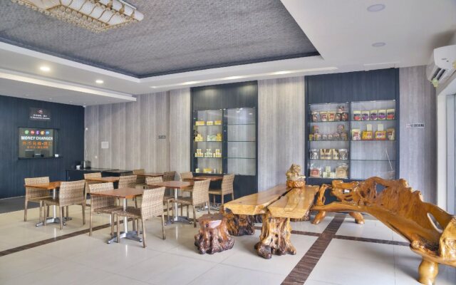 Hotel 360
