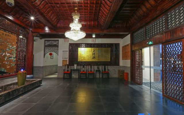 Longshan Villa Resort
