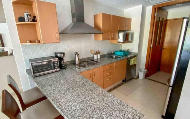 Luxury Apartment Mayan Lakes