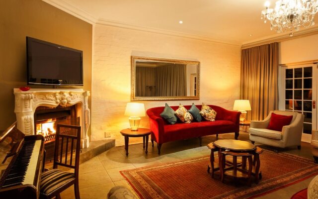 Riverside Boutique Hotel