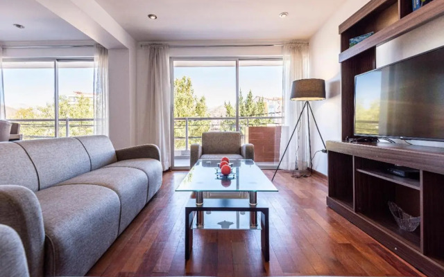 El Triunfo Apartments